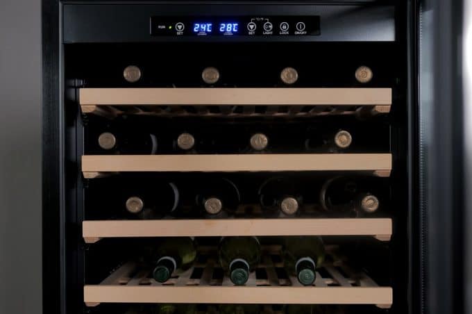 Professional Wine Fridge 177 bottles, compressor