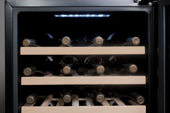 Wine cooler 73 bottles Design